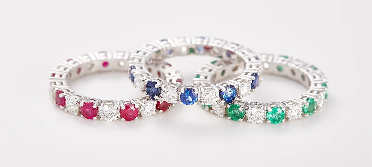 renkli taşlı koleksiyonu, mücevher, safir, yakut, zümrüt, elmas, pırlanta, yüzük, küpe, kolye, bilezik